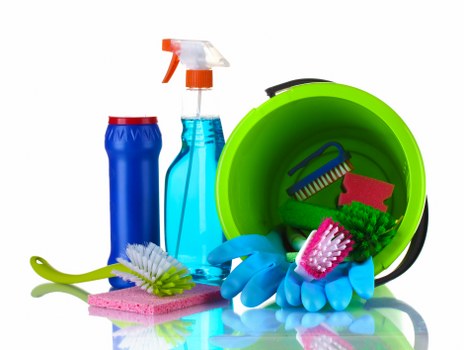 Risk assessment and cleaning setup for a carpet cleaning job